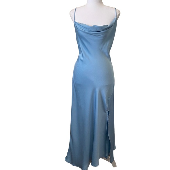 Cowl Dress in Sky Blue- ASTR THE LABEL - Picture 5 of 11